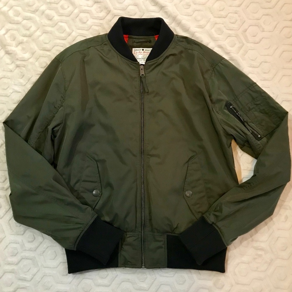 Men’s Sm Lucky Brand green bomber jacket